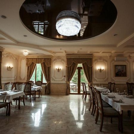 Forest Club Sherwood Умань Экстерьер фото
