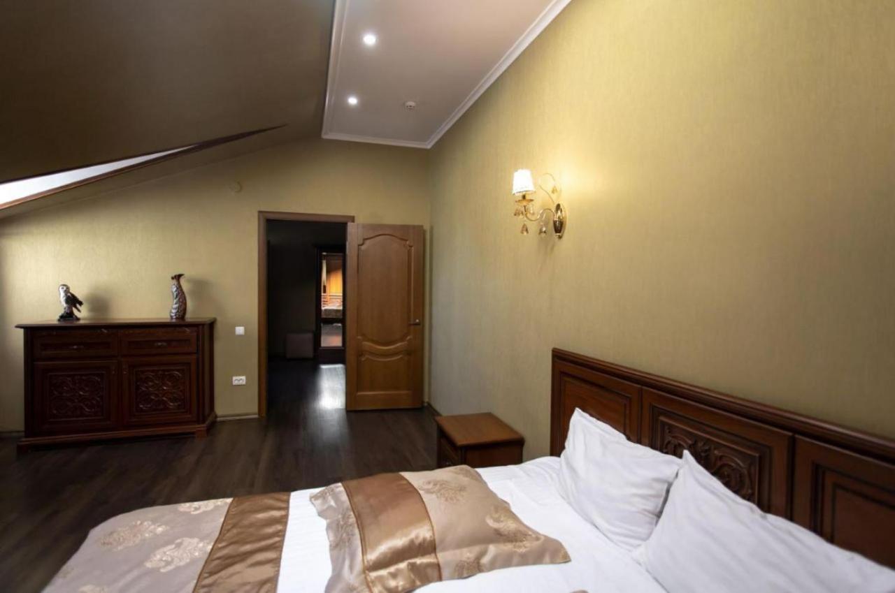 Forest Club Sherwood Умань Экстерьер фото