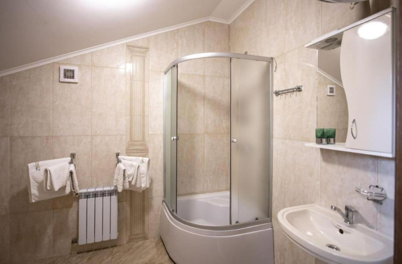 Forest Club Sherwood Умань Экстерьер фото